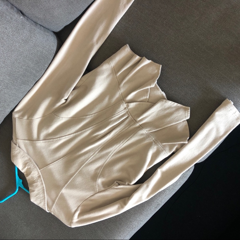 Jacket - Picture 3 of 4